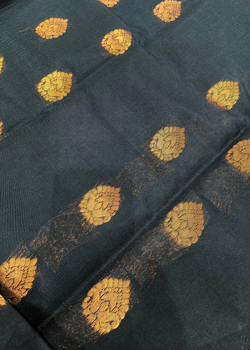 Kanchipuram Silk Cotton Saree in Black with Pink Contrast Border