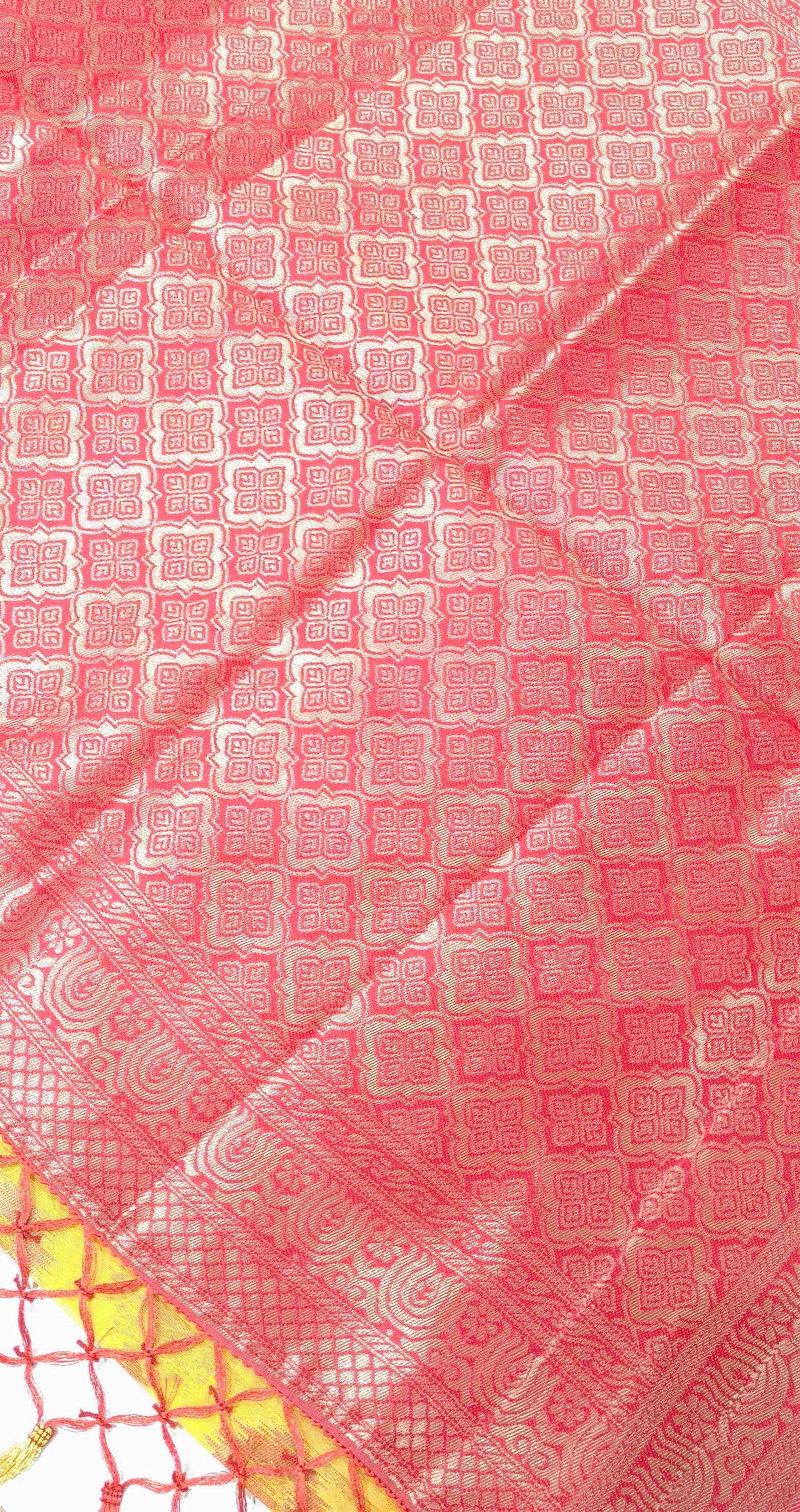 Fancy Saree β Yellow with Red Colour Combination β¨