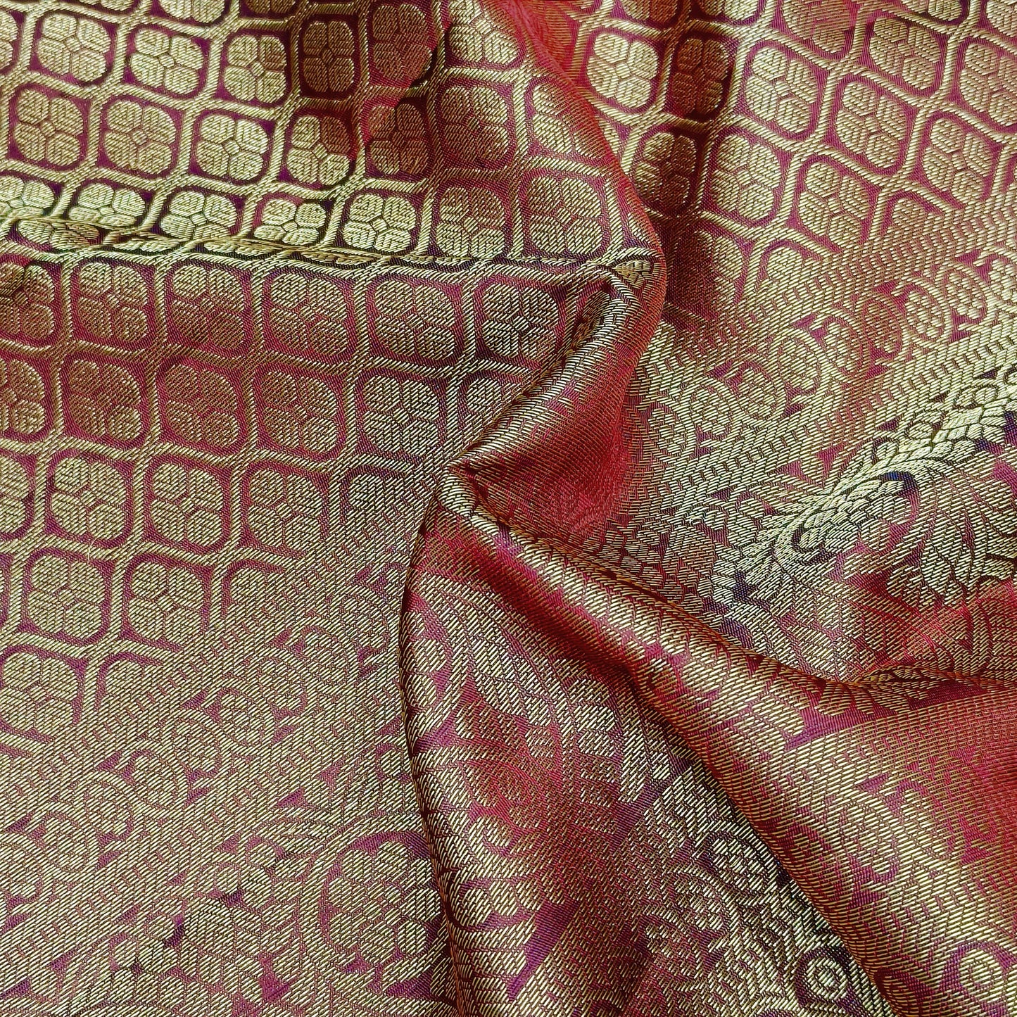 ✨ Sunshine Yellow Soft Silk Saree with Maroon Border