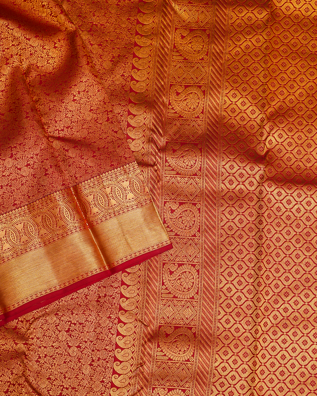 Chilli Red Kanchi Silk Wedding Saree with Jacquard Kodi Malar Design