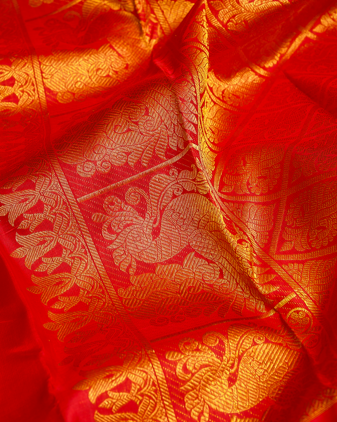 Red Kanchi Silk Wedding Saree with Big Border and Thillagam Jacquard Design