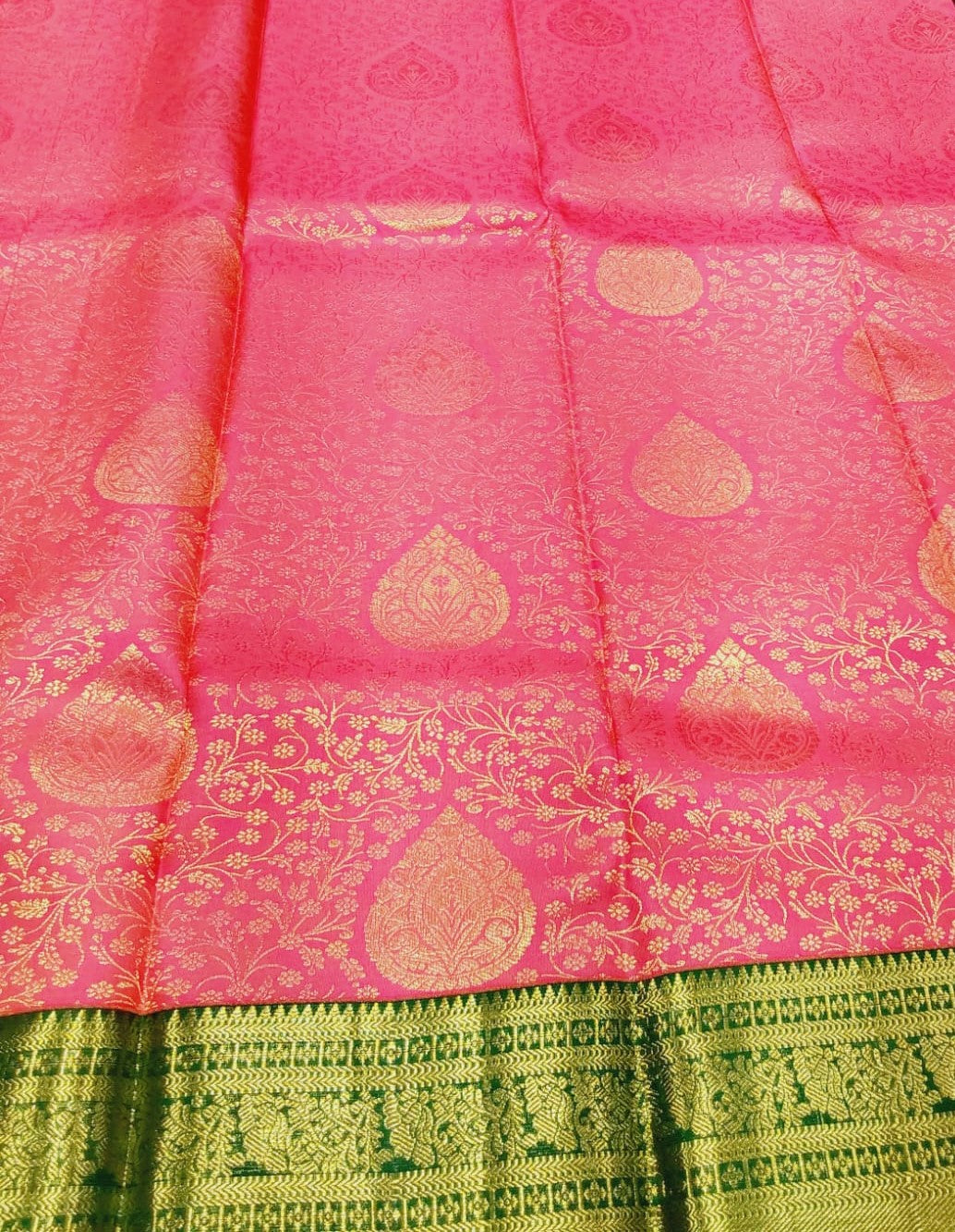 Double Tone Pink Jacquard Wedding Saree with Contrast Zari Border