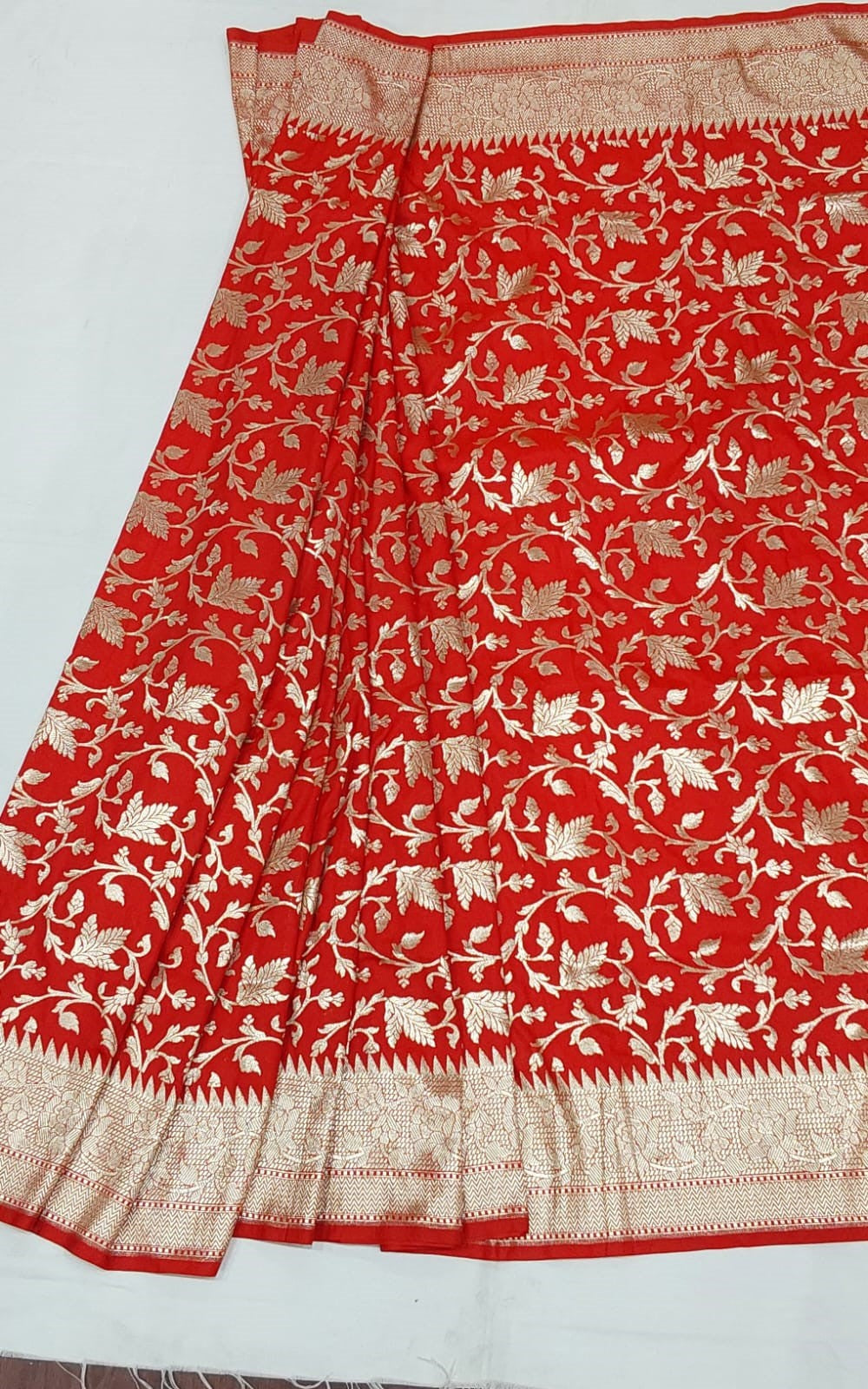 Red Banarasi Saree with Silver Zari Kodi Malar Designs